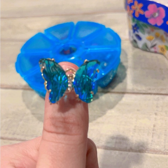 Ring 💍💍 - Picture 5 of 5